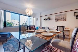 GRM302 Apt Moderno 2 DRM with KING Bed in Miraflores