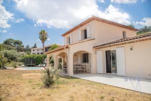 Villas Belle maison familliale a Peymeinade 10 PAX : photos des chambres