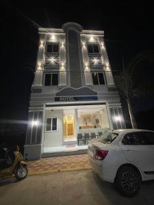 Hotel Golden Wood