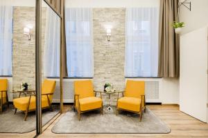 DownTown Deluxe Apartment