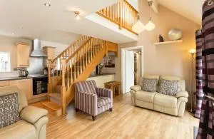 Ty Teiliwr - Llanallgo