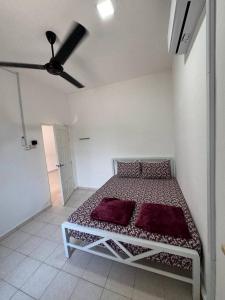 Green Dream Homestay 5 Kubang Kerian USM-HPUSM Wi-Fi & Neflix 3 Aircond Room