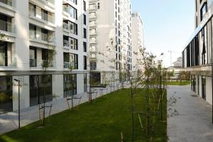 Brown I One Bedroom Apartment I One Cotroceni Park