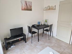 Appartements studio mornas : photos des chambres