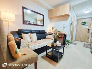 MOA Exquisite Suite Manila by JAOs Staycation