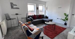 Self-contained 2-bedroom Apartments, Contractors Families Parking WiFi