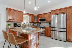 Casa Brisa - Stylish BBQ Near heart of Kendall