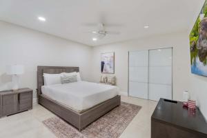 Casa Brisa - Stylish BBQ Near heart of Kendall