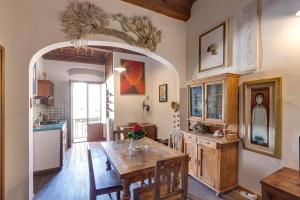 Art Apartment Sant Ambrogio