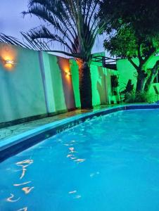 Apartamento locação com piscina