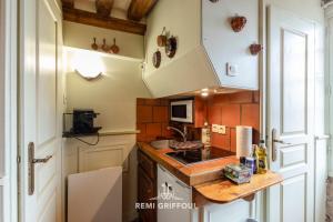 Appartements Les Colombages - studio ON the port of Honfleur - nice view : photos des chambres