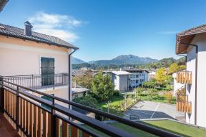 Camera Comfort Matrimoniale/Doppia con Letti Singoli con Balcone