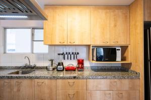 Reducto - Beautiful 3 BRD Front of Miraflores biggest Park