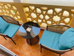 Three Bedroom Apartment Around QuickMart