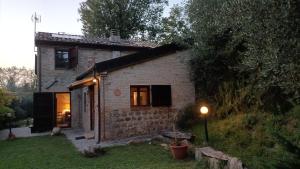 Rustic hillside stone-Rustico in pietra