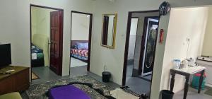 MRI Residence - Homestay in Sg Buloh with Swimming Pool - No Pork&Alcohol Allowed