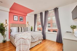 Central 3 Bedroom, En Suite - Perfect For Groups!