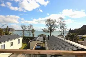 Lydstep Beach Village - 38 Gardens - Lydstep