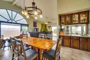 Views and Fire Pit Hilltop Retreat in Rio Rico! - Sasabe