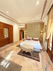 VILLA 34 - 4 Masters, Moroccan Charm & Modern Comfort with Private Pool