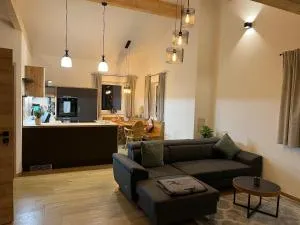 Neue moderne Ferienwohnung mit Infrarot Sauna - Winzer