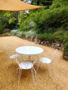 Le Petit Paradis