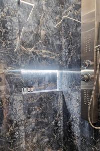 New Luxury Studio, Near Hilton, Central , Ventiri Suite 7