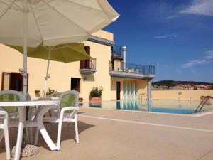 Stylish Residence Le Fontane 1 BedrApt B4 sleeps 4