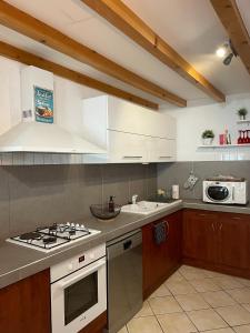 LOBIONE, maison centre ville