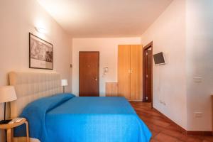 Relaxing Cristal Blu Studio sleeps 3