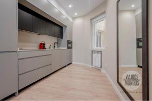 Vive Madrid con Terraza para 5 en Santa Ana 6