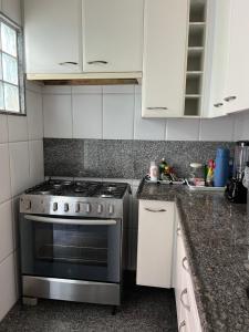 Casa da janela do Pontal do Atalaia, Aldeia dos Anjos