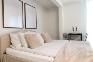 Henniina V Karjasilta - Free parking - 肯佩莱