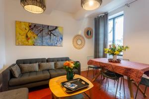 Maisons de vacances Le 9 Victor Hugo Vue sur les Toits, Loft Triplex avec terrasse, intra muros : photos des chambres