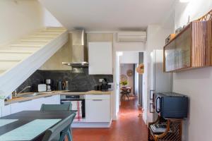 Maisons de vacances Le 9 Victor Hugo Vue sur les Toits, Loft Triplex avec terrasse, intra muros : photos des chambres