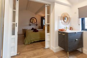 Maisons de vacances Le 9 Victor Hugo Vue sur les Toits, Loft Triplex avec terrasse, intra muros : photos des chambres