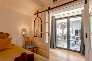 Maisons de vacances Le 9 Victor Hugo Vue sur les Toits, Loft Triplex avec terrasse, intra muros : photos des chambres