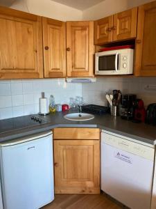 Appartements Appartement duplex 8 pers a Super-Besse avec wifi et piscine chauffee : photos des chambres