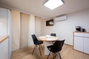 Studio apartment in Mastrinka with loggia, air conditioning, WiFi 5159-2