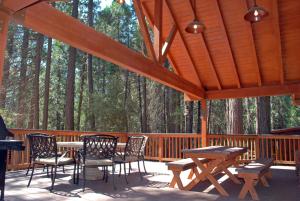Deer Den