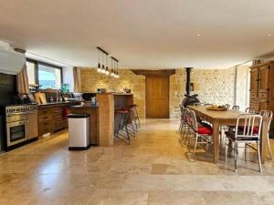 Maisons de vacances Gite de luxe : photos des chambres