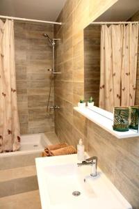 Main Square Rooms & Apartments