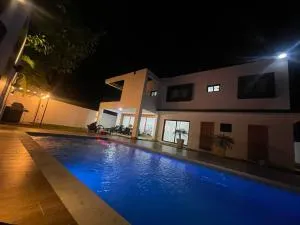 Villa La Entrada - Villa de Hostos