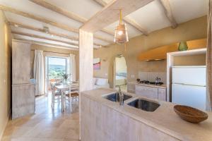 Relaxing BaiaDeBahas 1BedApt Bilo4 sleeps 4 img10
