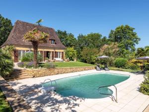 Maisons de vacances Charmante maison avec piscine privee au coeur du Perigord - FR-1-824-22 : photos des chambres