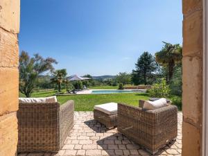 Maisons de vacances Charmante maison avec piscine privee au coeur du Perigord - FR-1-824-22 : photos des chambres