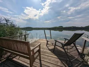 Modern bungalow with direct lake access and fireplace - Mellensee