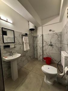 Arcane viewfinder homestay