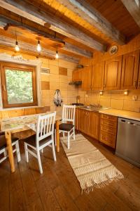 Domek z kominkiem i jacuzzi