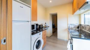 2BR Home near Douro River by LovelyStay